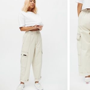 BDG Petite Blaine High-Wasted Skate Jean, size 26.